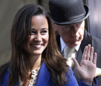 Pippa Middleton, bikini e giochi sull'acqua 19