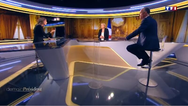 Marine Le Pen a TF1: "Via la bandiera dell'Ue dallo studio" 2