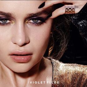 Emilia Clarke in topless, foto 4