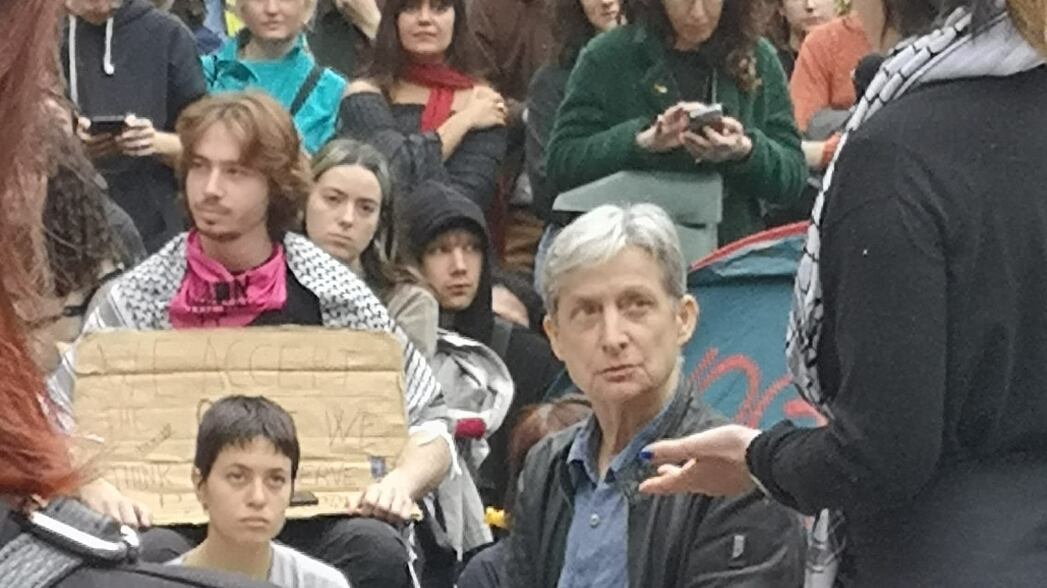 Intifada negli atenei e "cattivi maestri": a Bologna la filosofa ebrea pro-Gaza