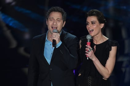 Sanremo 2018: i look sexy della terza serata 13