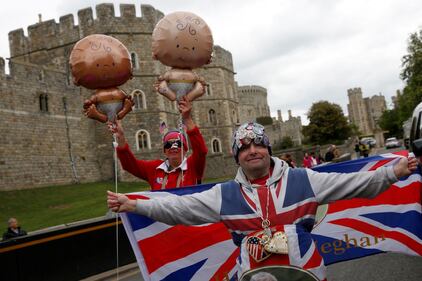 Londra, il popolo inglese attende notizie sul royal baby di Markle e di Harry  3