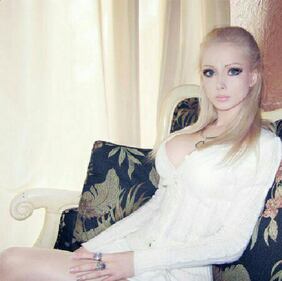 Valeria Lukyanova, modella ucraina: "Vorrei vivere solo di aria e sole" 5