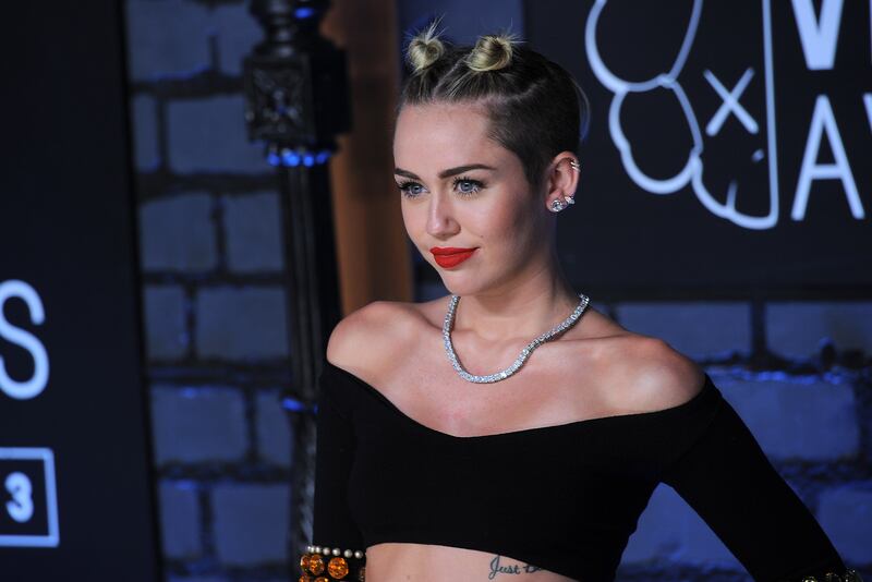Miley Cyrus sexy ribelle della musica pop 11