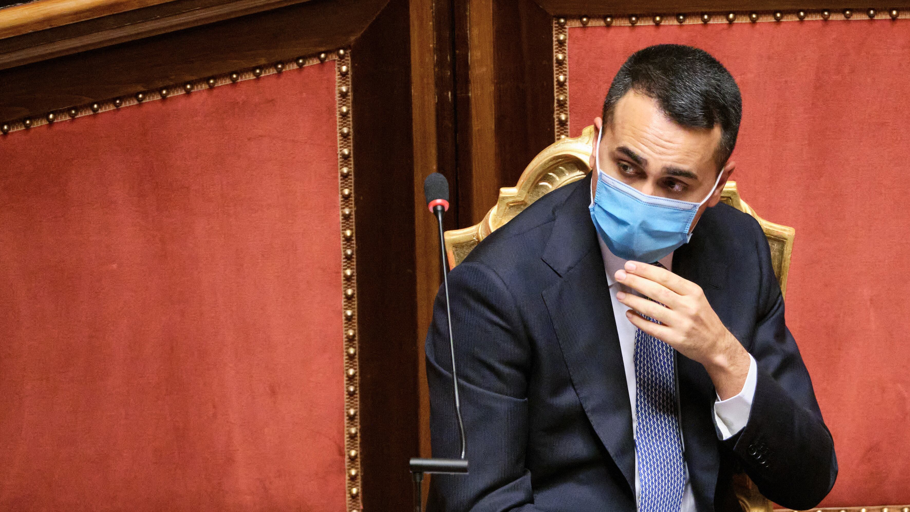 Luigi Di Maio fa mea culpa su Uggetti e agita le acque nel M5S