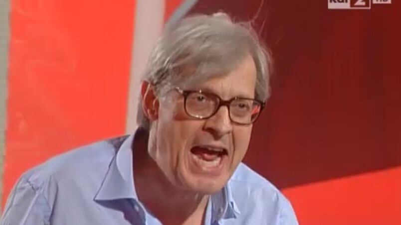 Sgarbi se la prende con quelli che guardano la Nazionale