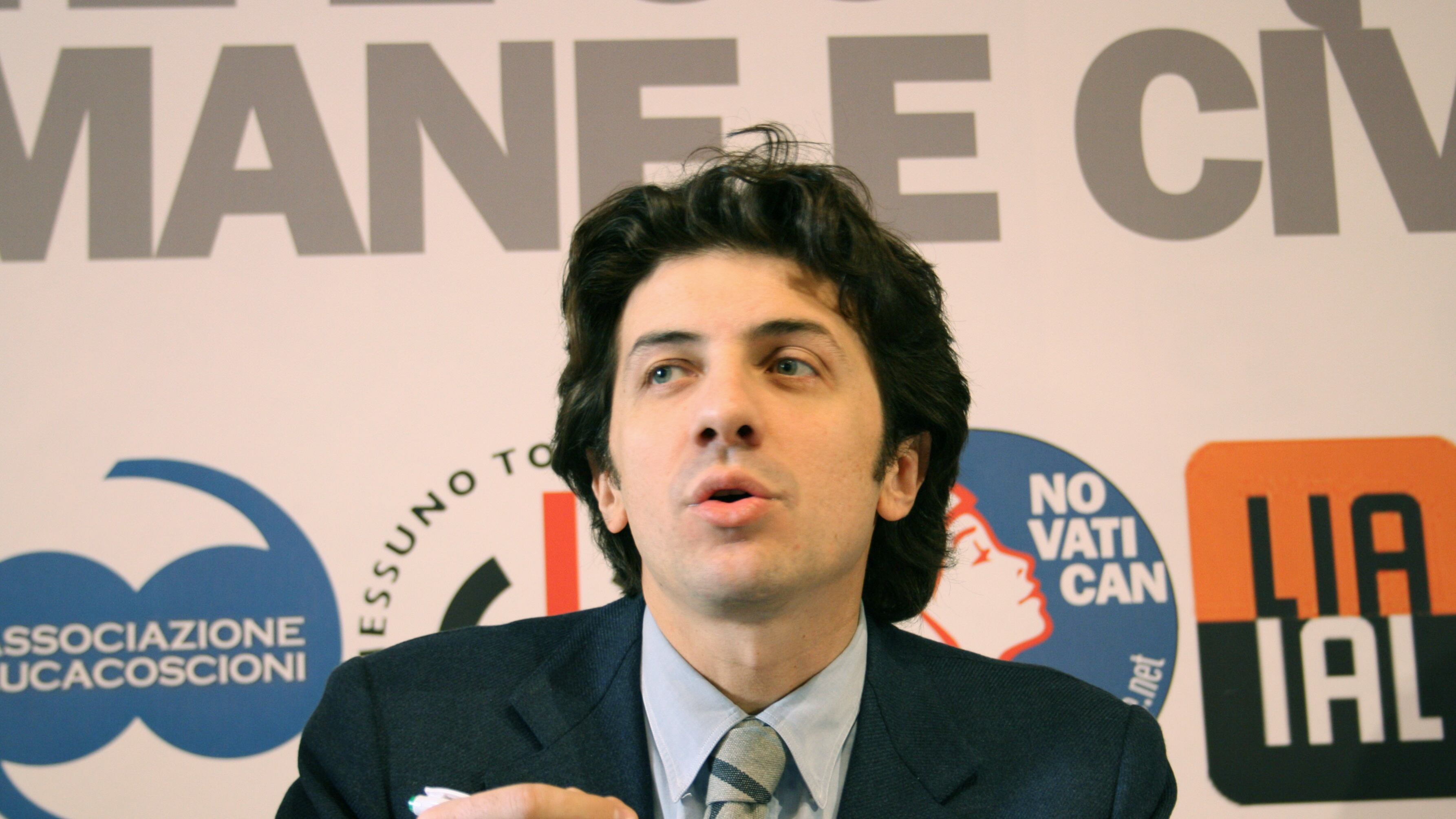L'appello di Marco Cappato: "La Sicilia produca cannabis ad uso terapeutico"
