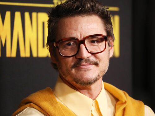 "Tocco" fuori luogo: perché l'attore Pedro Pascal è finito nella bufera