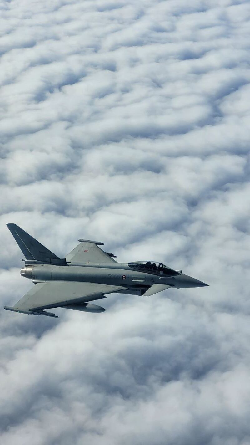 Mosca spia jet e piloti dell'Areonautica italiana su Kaliningrad 2