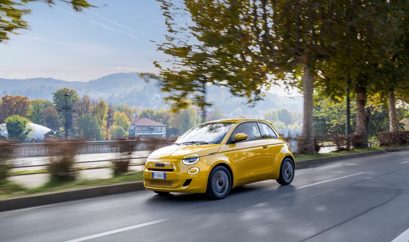 Nuova Fiat 500 Hybrid, guarda la gallery 2