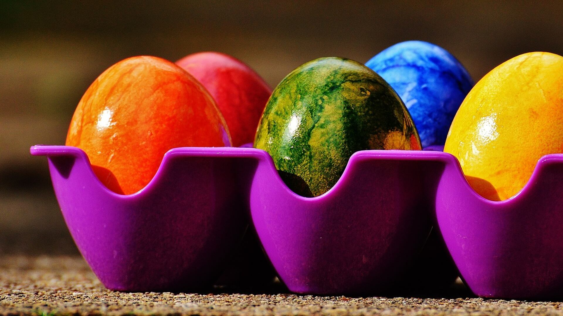 Perché a Pasqua si regalano le uova? Ecco come nasce la tradizione