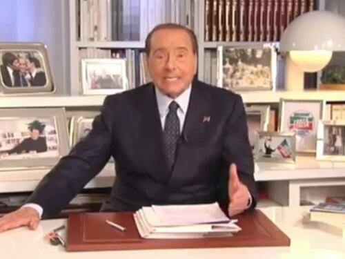 Berlusconi accusa Pd-5s: "Reddito di cittadinanza è paghetta offensiva"
