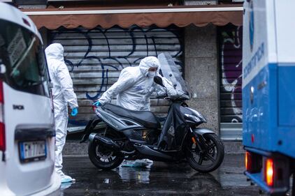 Omicidio di Milano, il bar dove Eros di Zonza è stato accoltellato dopo il furto 4