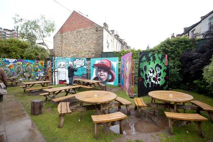 A Bristol l'Upfest, il più grande festival di street art europeo 10