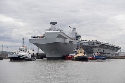 La Queen Elizabeth prende il mare 4