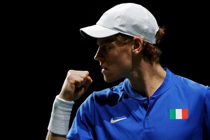L'Italia vola in finale di Coppa Davis: le immagini più belle della sfida contro la Serbia 13