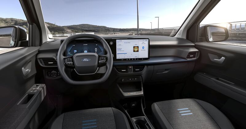 Ford E-Tourneo