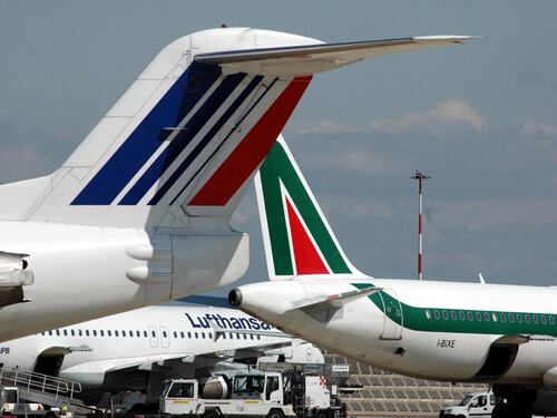 L'Air France in profondo rosso aumenta i problemi di Alitalia