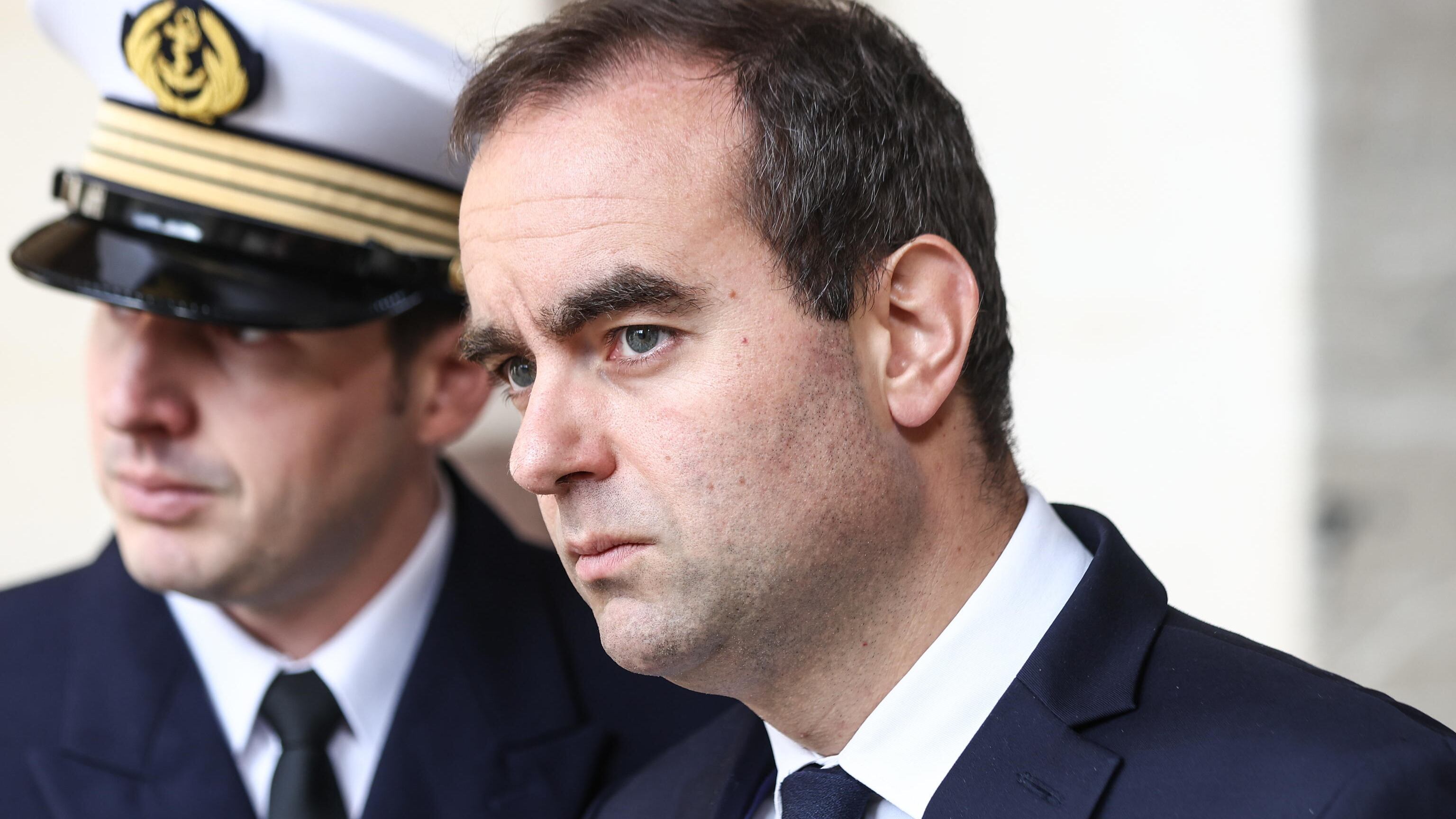 Sébastien Lecornu, chi è il nuovo premier scelto da Macron per il dopo-Bayrou