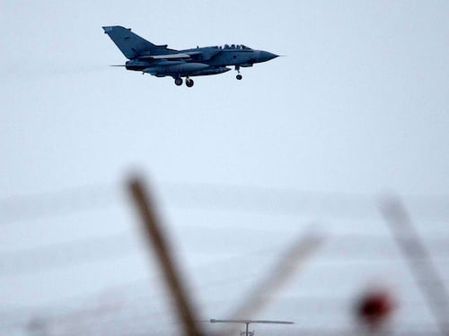 Anche la Gran Bretagna bombarderà l'Isis