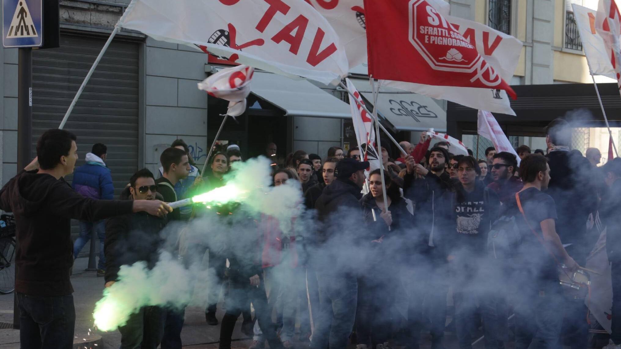 Settecento No Tav padroni di Milano