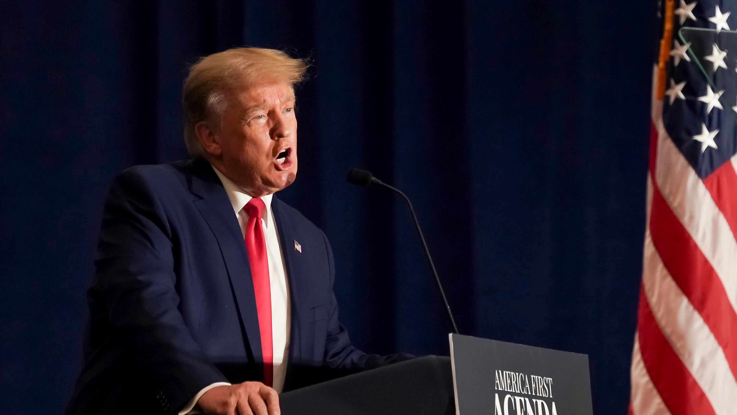 Trump sotto accusa coi tre figli. "Frode, ora paghi 250 milioni"