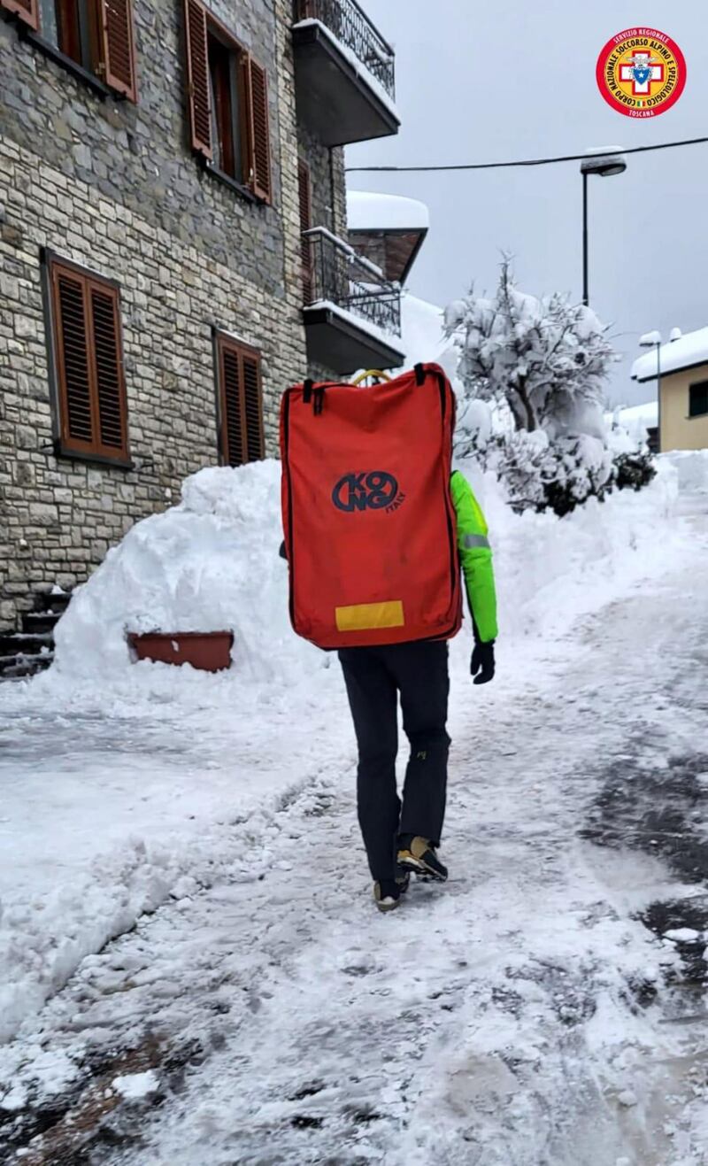 Freddo e neve in Toscana, tanti disagi nell'aretino 3