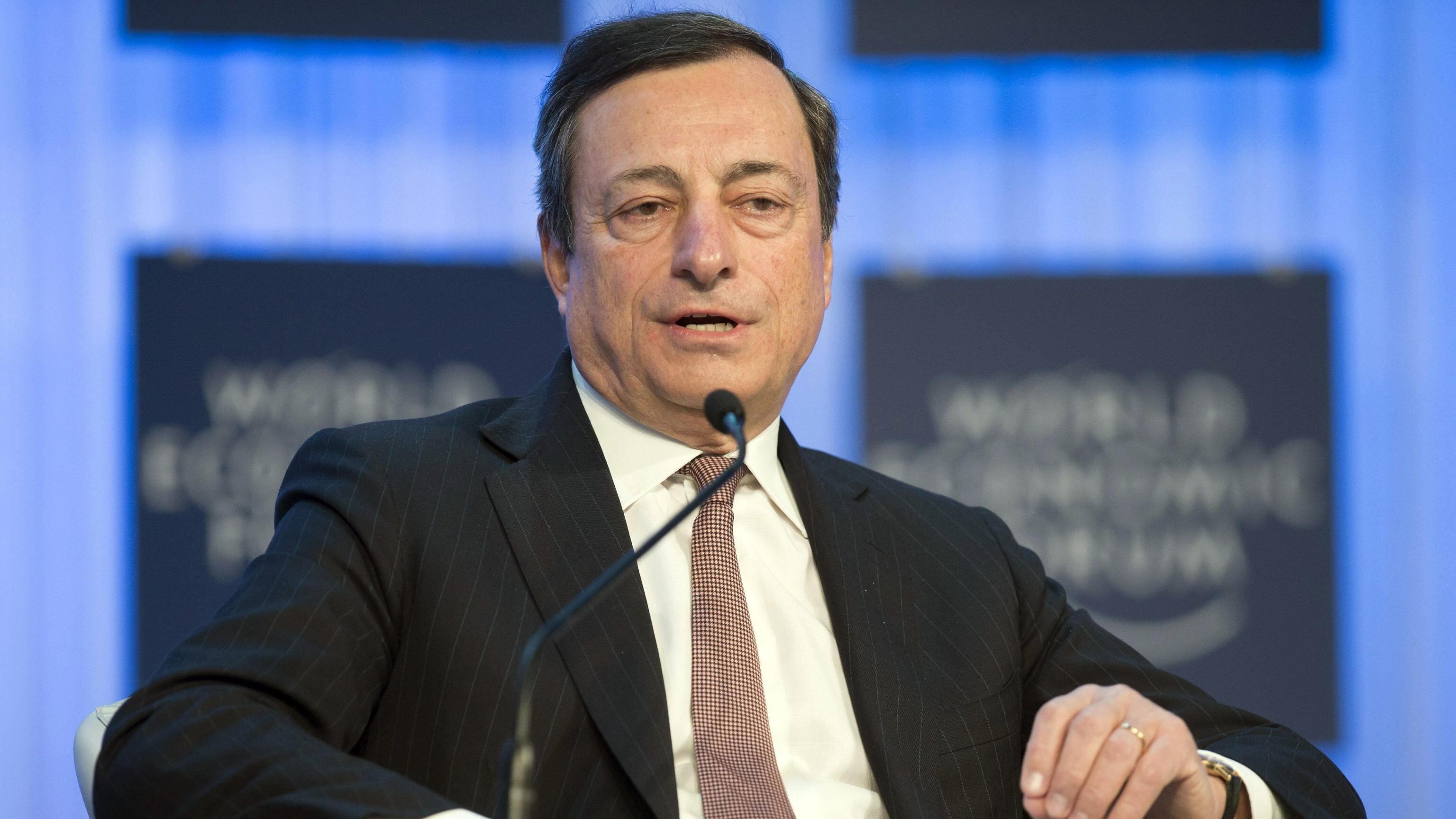 Bce: "Italia a rischio obiettivo deficit"