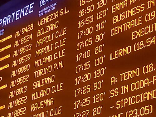 Gli incendi causano forti ritardi ai treni ad alta velocità