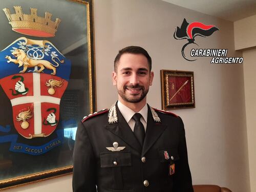 Rischia di soffocare con un boccone: salvato da un capitano dei carabinieri