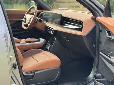 KGM Torres 2025: guarda la gallery del SUV pratico e accessibile 11