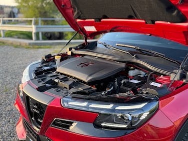 Alfa Romeo Junior Veloce: la gallery del crossover sportivo elettrico da 280 CV 19