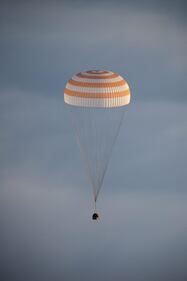 L'atterraggio sulla Terra degli astronauti della Soyuz 6