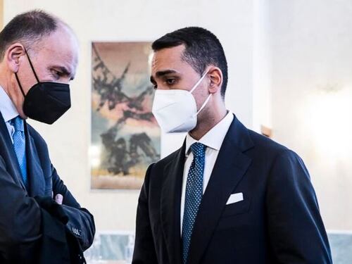 "Seggio blindato a te e altri due". Svelato il segreto: la furia di Di Maio s'abbatte su Letta