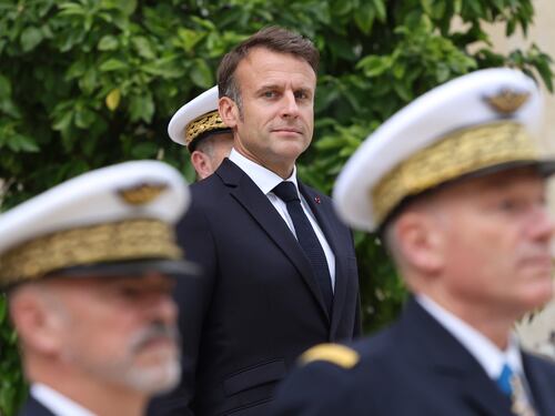 "O un governo di destra o potere al Parlamento". Le sei nomine di Macron per imbrigliare Bardella