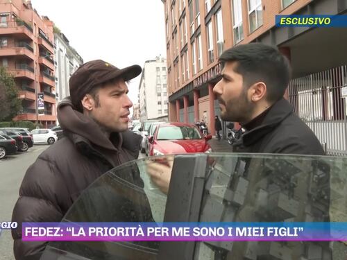 Fedez sbotta: "Non gioco sui miei figli"