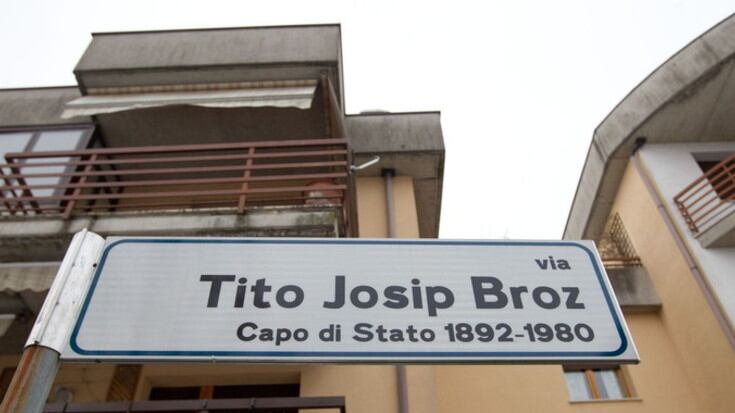 L'Italia intitola le proprie vie al dittatore comunista