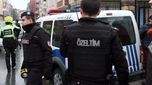 Le immagini dell'esplosione a Istanbul 5