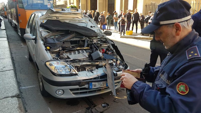 Tamponamento in corso San Gottardo 5
