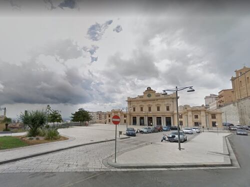 Agrigento, nigeriani aggrediscono agenti che li sorprendono in strada
