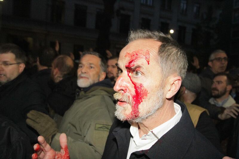 Milano, scontri al corteo per Ramelli tra l’estrema destra e la polizia 7
