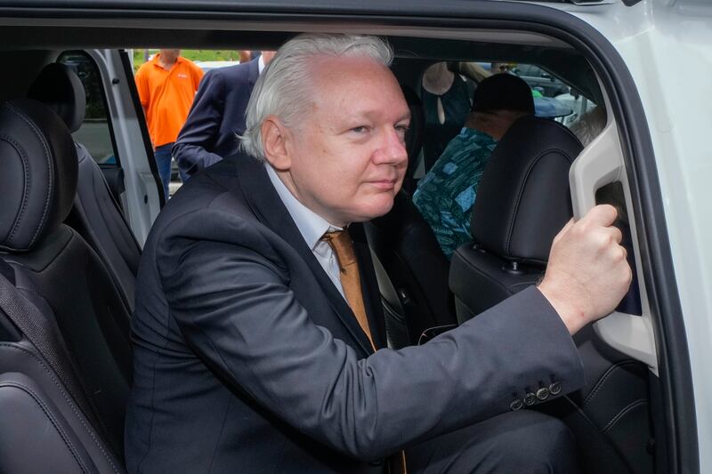 Julian Assange torna in Australia da uomo libero 1