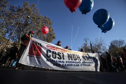 Roma: manifestazione di Cgil e Uil 3