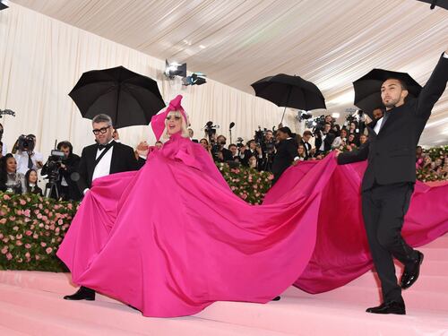 Al Met Gala, Ledy Gaga è come una matrioska