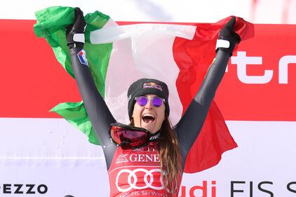 Il trionfo di Sofia Goggia a Cortina: le immagini più belle 15