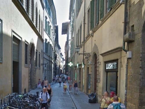 Firenze, turiste prese a pugni e derubate: arrestato marocchino
