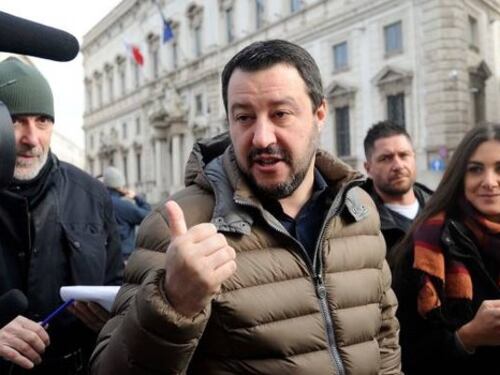 Salvini: "Lontano dal 2 giugno Non c'è da festeggiare"