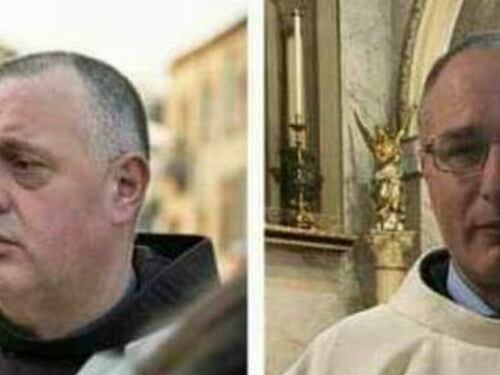 Ricatti, orge e perfino una rapina. Arrestati due frati: "Abusi sessuali"