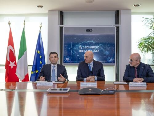 Leonardo e Baykar siglano un’alleanza strategica sui droni