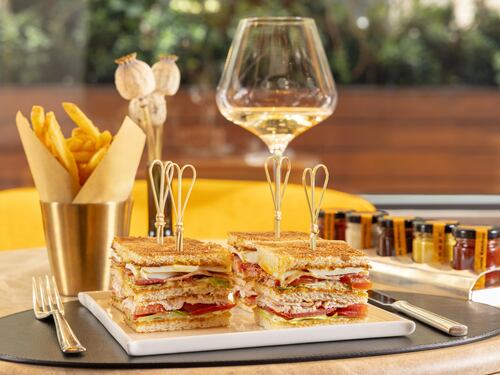 Al Park Hyatt il Club Sandwich diventa quadrato